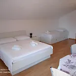 Mihovil Apartamento Omiš