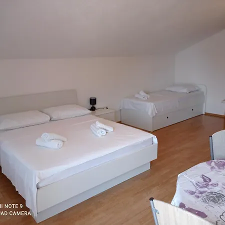 Mihovil Daire Omiš