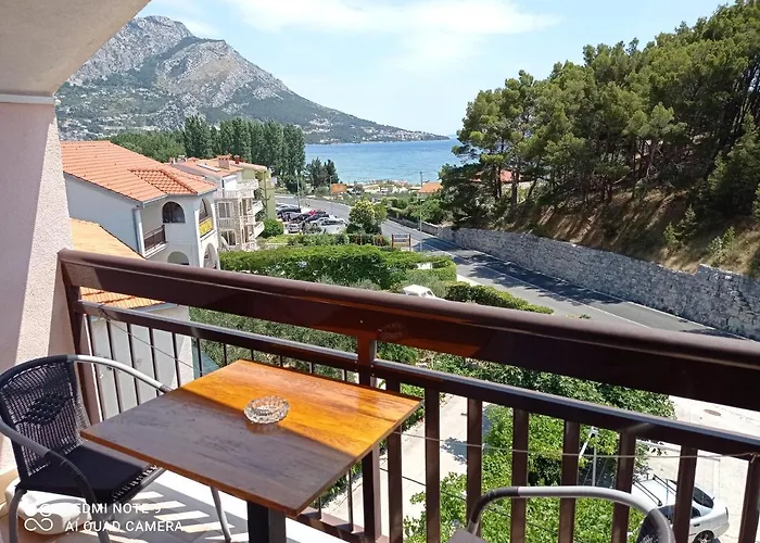 Apartment Mihovil Omis